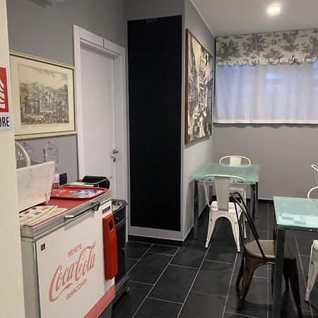 Villa Guardia Bed & Breakfast Indi Thelar المظهر الخارجي الصورة