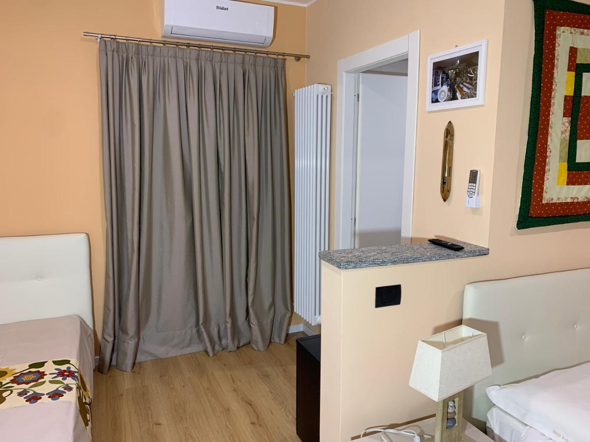 Villa Guardia Bed & Breakfast Indi Thelar المظهر الخارجي الصورة