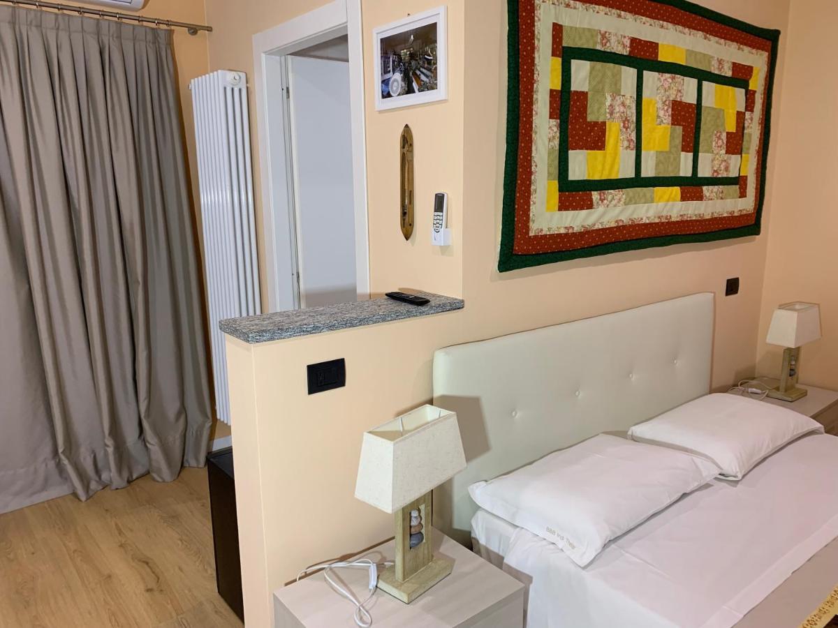 Villa Guardia Bed & Breakfast Indi Thelar المظهر الخارجي الصورة